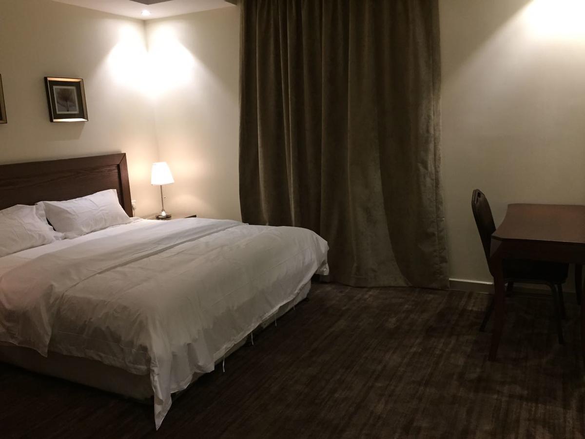 Asfar Plaza Aparthotel อัลโคห์บาร์ ภายนอก รูปภาพ